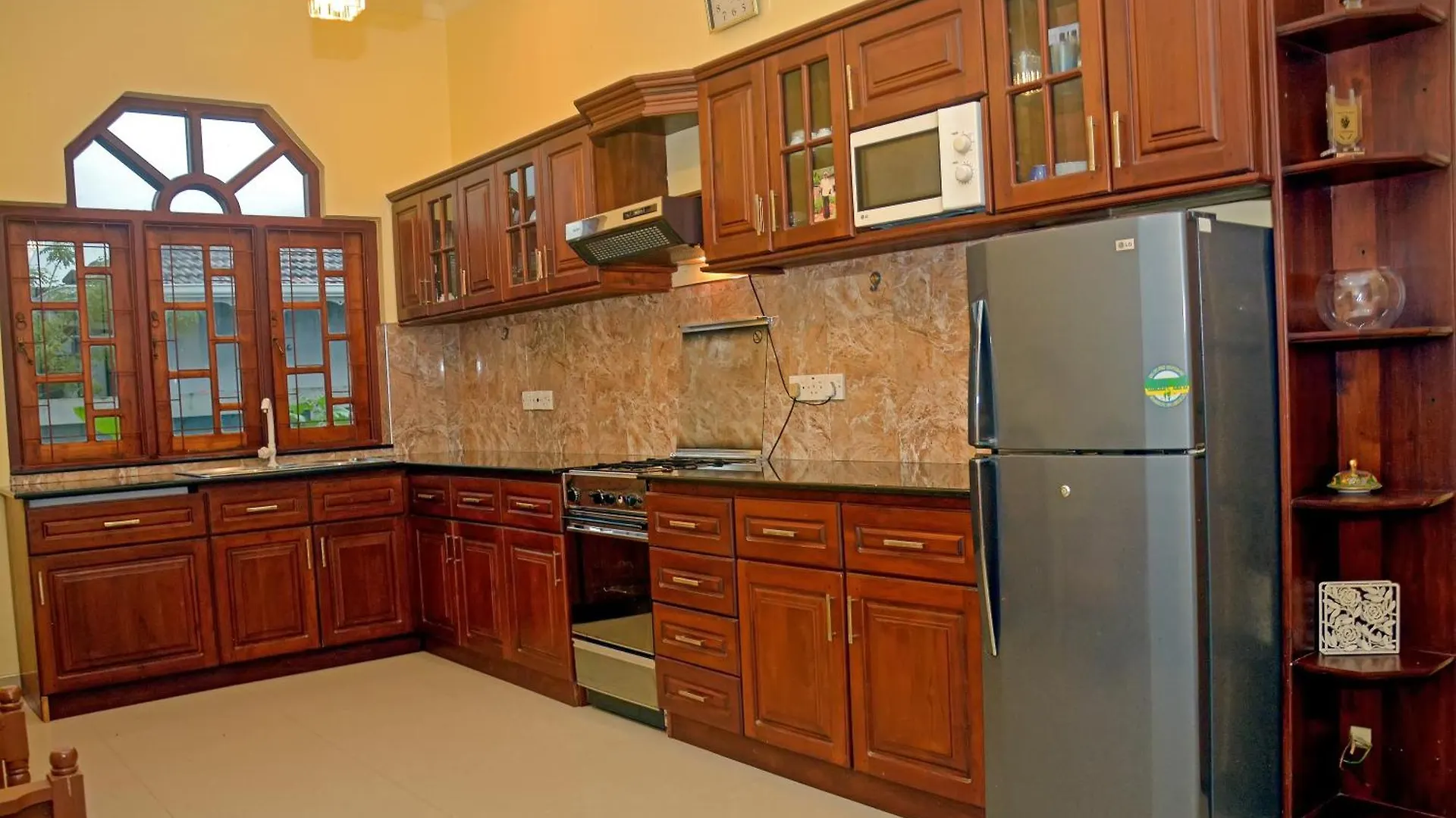 Elisach Serenity House - 4 Bhk Villa In Sri Lanka - Near To Airport Negombo